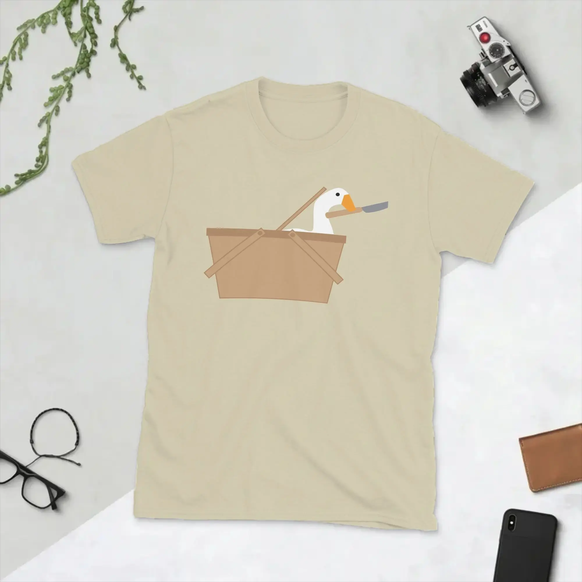 Picnic Surprise! It's a Goose   Untitled T Shirts Men Cotton Vintage T-Shirts Crewneck  Tees Short Sleeve Clothing Printed