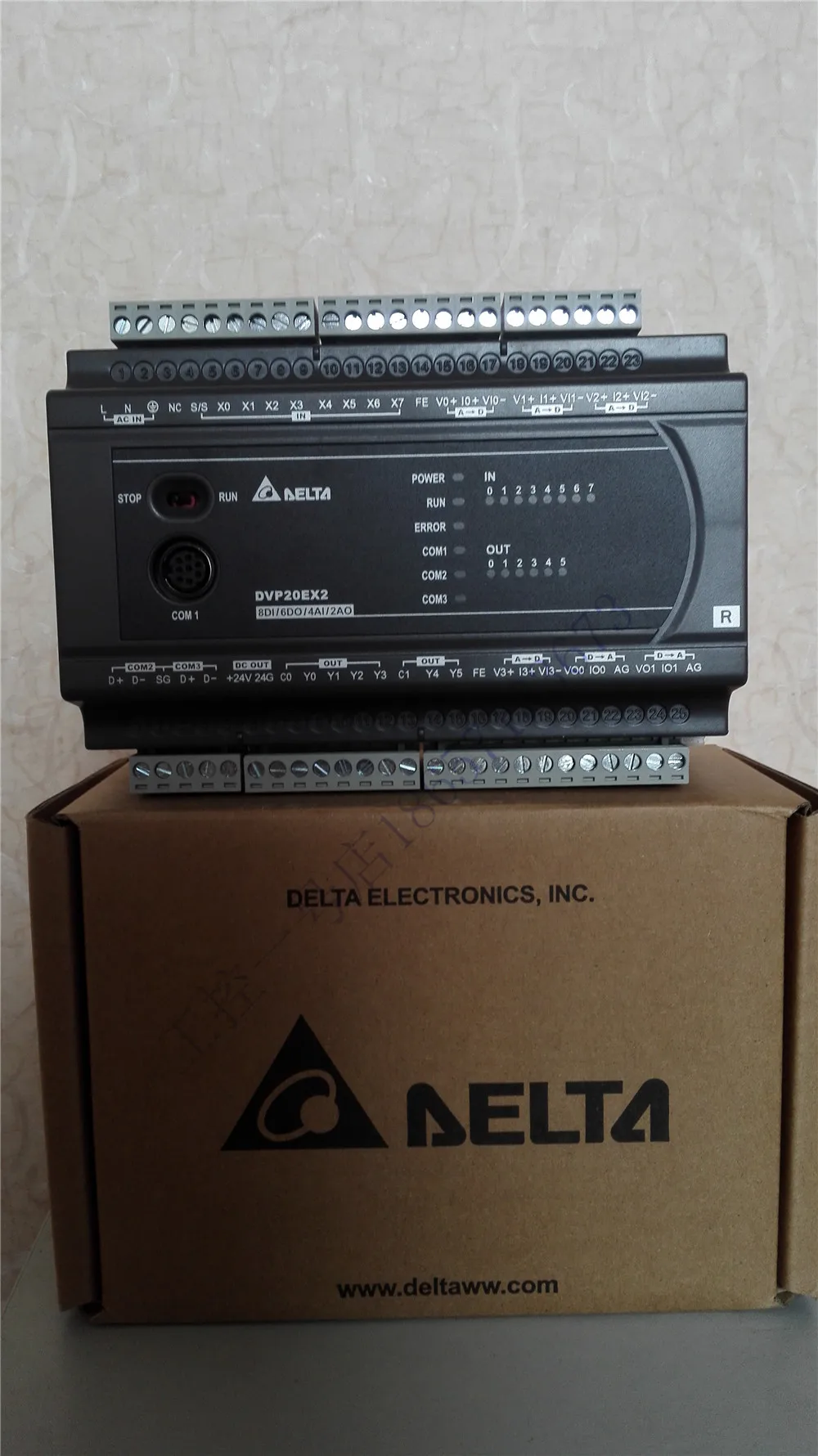 l And Genuine Delta PLC Host DVP20EX200T/DVP20EX200R