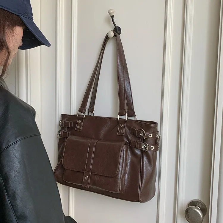 Rivet Women's Totes Large Capacity High Quality PU Leather Ladies Shoulder Messenger Bags Femme Commuting Ladies Big Handbag image 2
