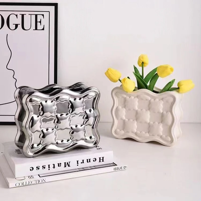 

Home Crafts Decor Vase Nordic Bag Flowers Vase Luxury Handbag Vase Flower Pot Ornaments Office Living Room Home Decor