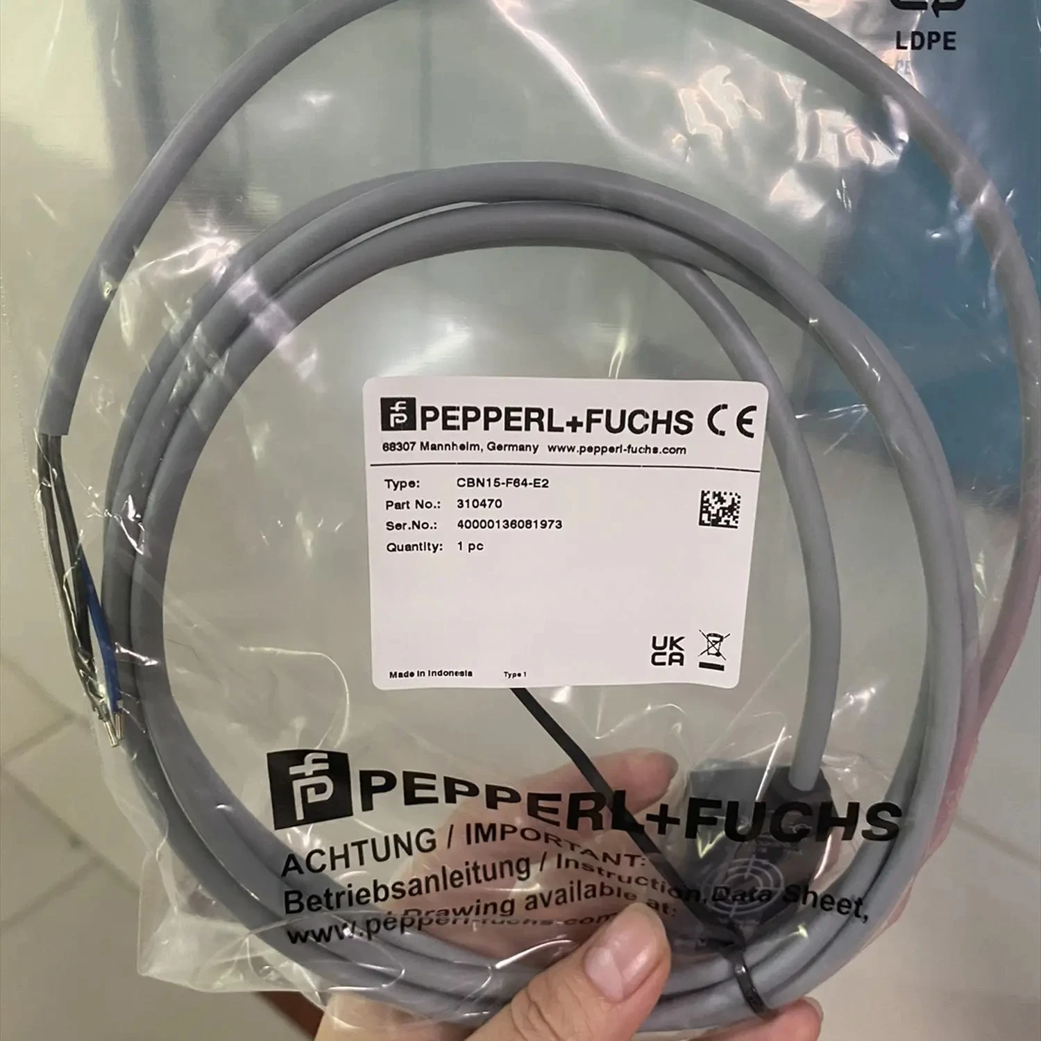 

1PCS PEPPERL+FUCHS New Original Genuine 310470 CBN15-F64-E2