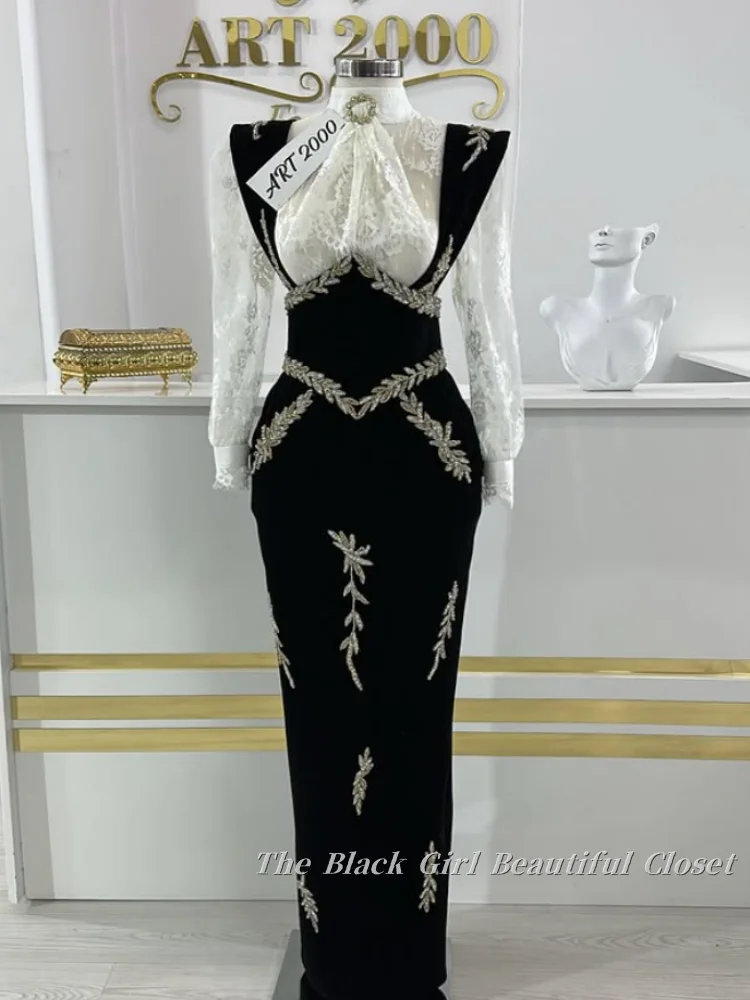 

Customized Black and White Lace Evening Dresses High Neck Studded Embellished Waist and Floor Moroccan Formal Occasion Dresses