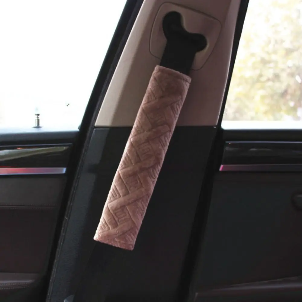 غطاء حزام مقعد السيارة المريح، حزام الأمان القطيفة الناعمة العالمية، وسادة الكتف، زخرفة حزام الأمان القابل للتعديل، حقائب الظهر