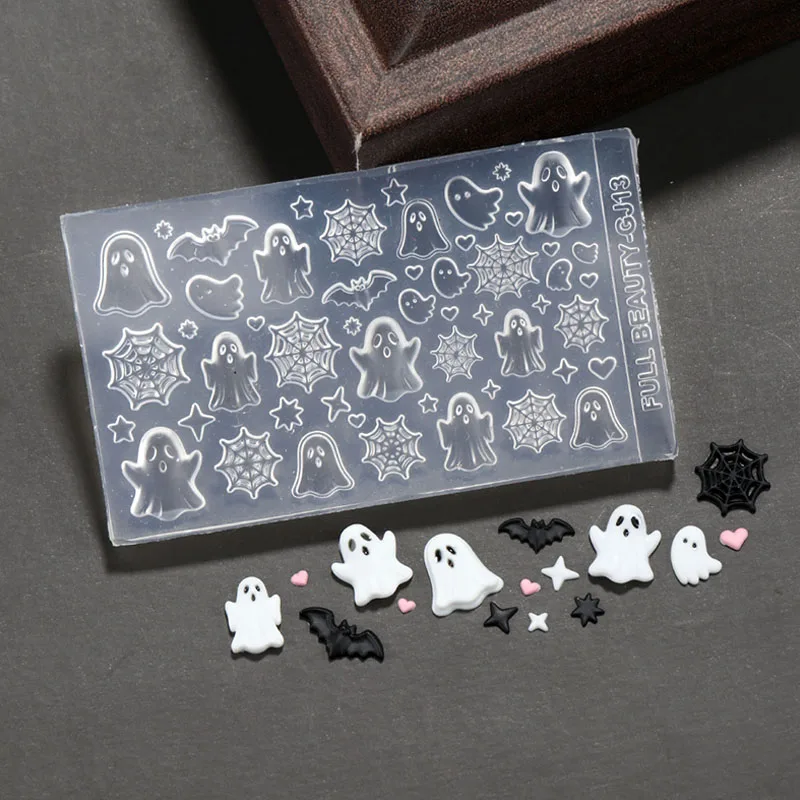 Niedliche Geister-Kürbis-Nagel-Silikonformen Spinnennetz Fledermaus Schädel Relief Schnitzvorlage Halloween Festliche Maniküre-Schablonen