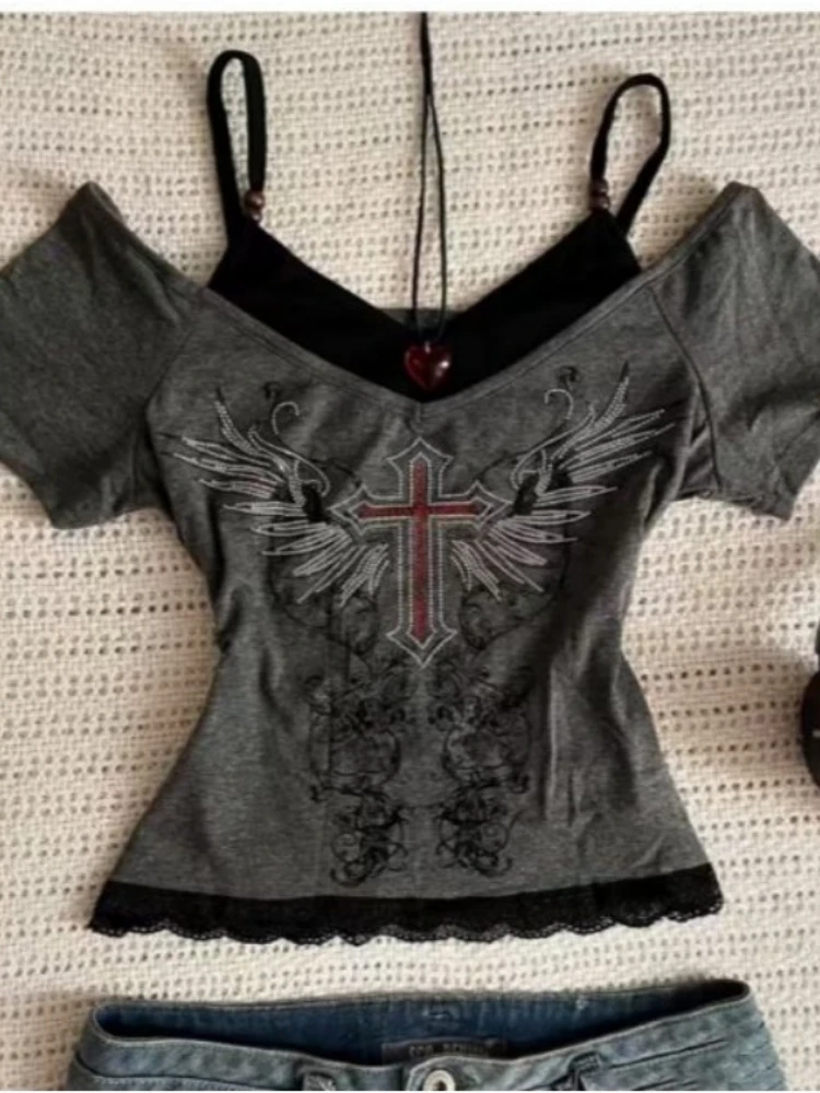 

Rock Short Sleeve Drilling Cross Wing Print Slim Splicing Fake Two Piece Top Women Top Vintage Punk Graphic T Shirt