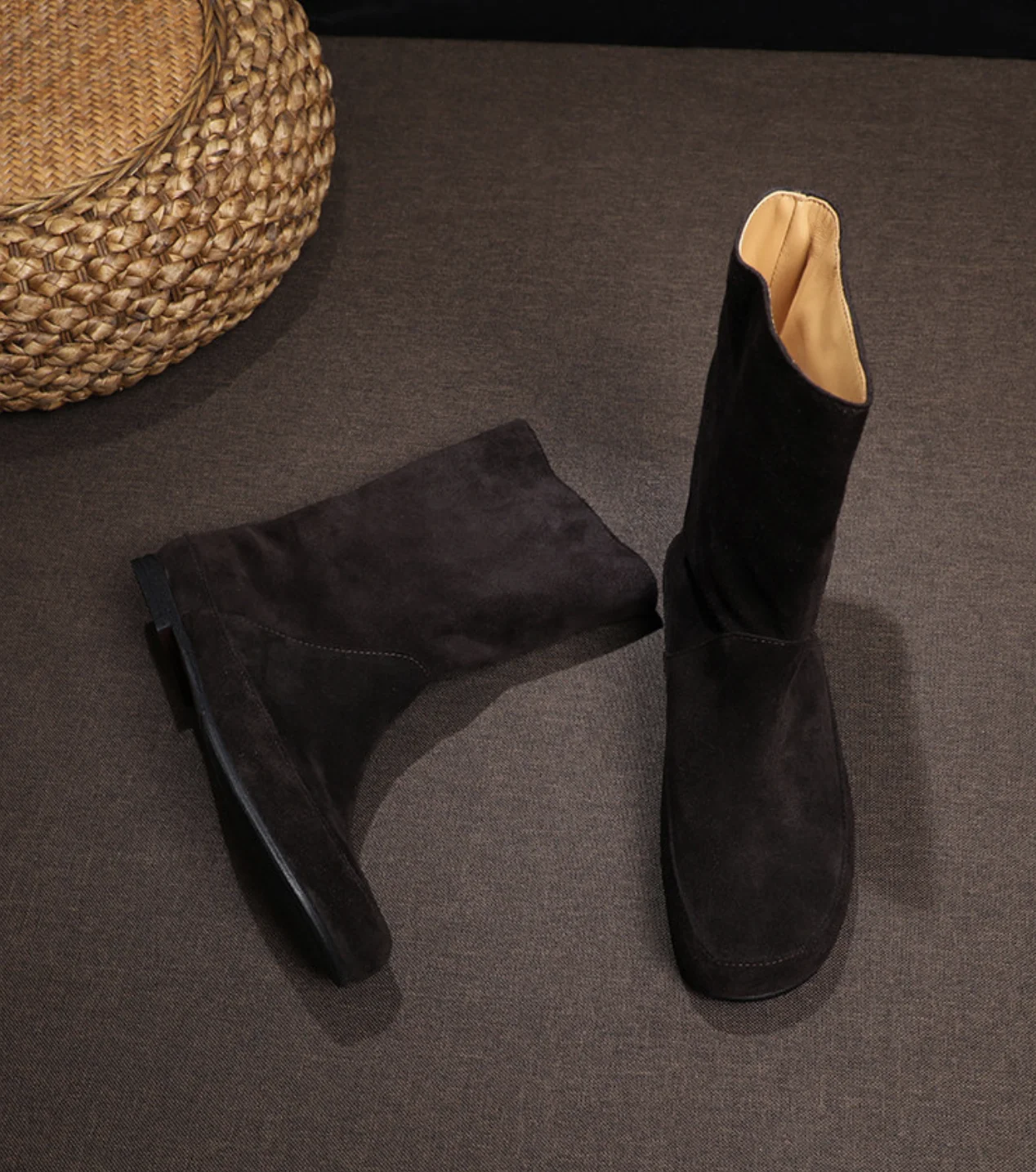 SHOEBOX Retro style round toe midsole short boots for women, 2026 Spring and Autumn with plush casual frosted leather low heel