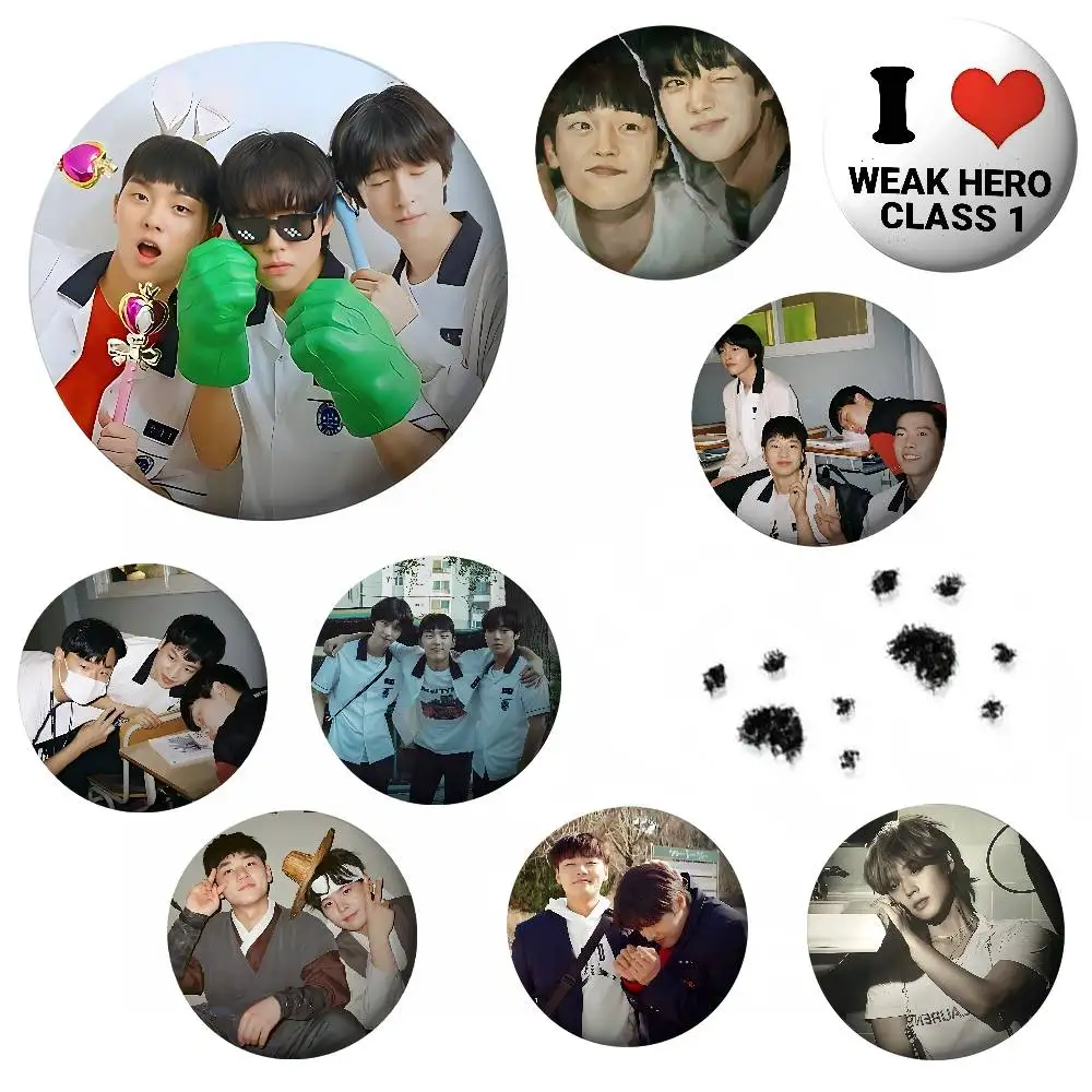 

W-Weak Hero Class 1 Anime Round Laser Badge Cartoon Brooch Clothes Backpack Accessories Lapel