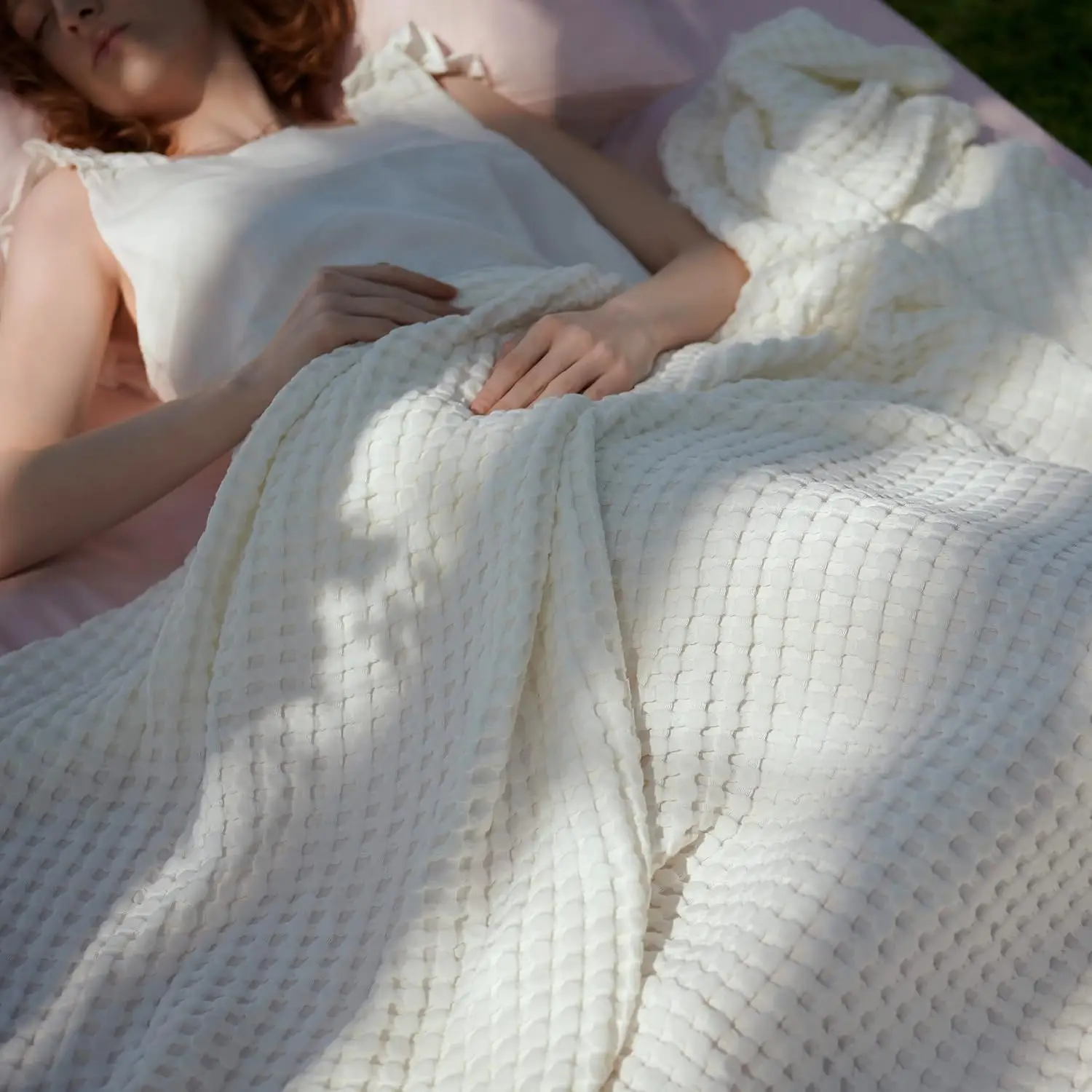 Lightweight Cooling Waffle Weave Queen Blanket Cotton Bamboo Blend for Hot Sleepers Summer Bed Throw Ivory 90x90
