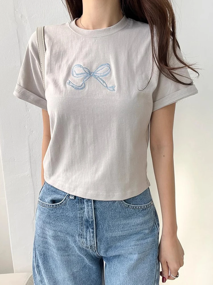 Cseta Retro Chic de manga corta con cuello redondo para mujer, Top informal hoado con diseño de nudo de mariposa bordado...