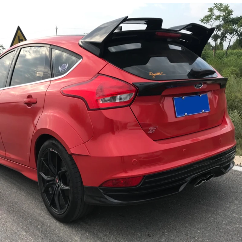 Alerón Trasero Y Kit De Divisores Laterales En ABS Negro Brillante Para Ford Focus Hatchback 2014-2018 – Fácil Instalación Con Cinta Adhesiva