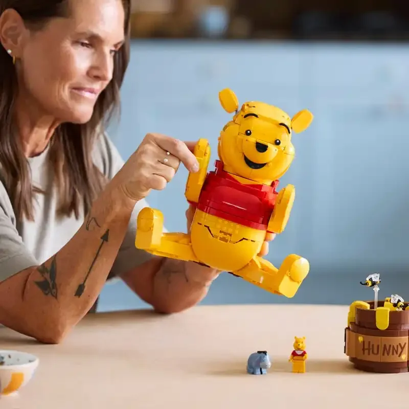 1399-pieces-moc-winnie-l'ourson-modele-de-dessin-anime-compatible-avec-le-film-a-assembler-cadeaux-d'anniversaire-pour-adolescents