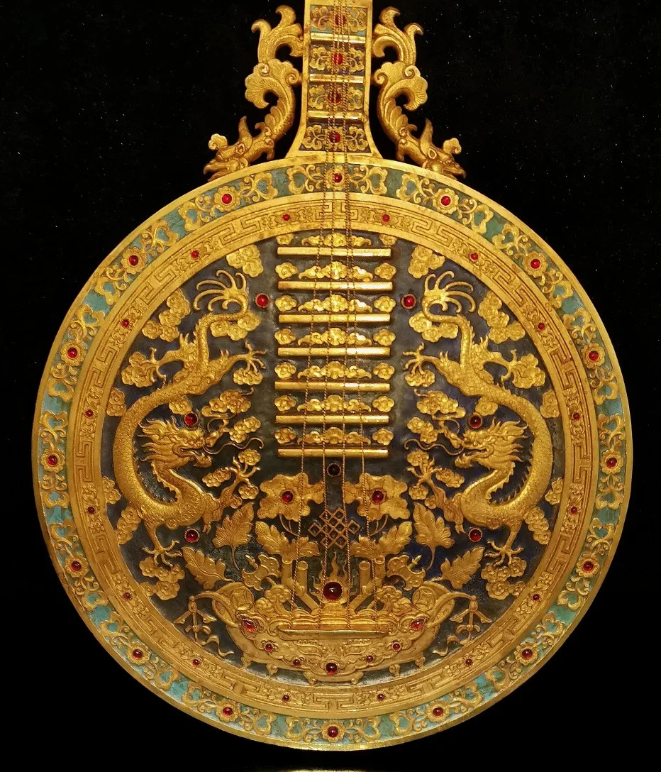 Ran/Pipa an unparalleled beautiful plucked stringed instrument Copper Gilded True Gold Enamel Colored Gemstone