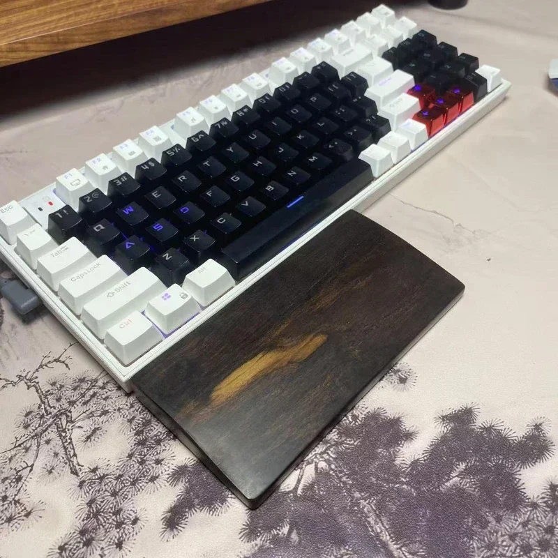 مسند يد من خشب الصندل الأرجواني مخصص من الخشب الصلب مريح راحة راحة راحة واحدة مضادة للانزلاق مريحة لعبة المكتب سوار مسند المعصم