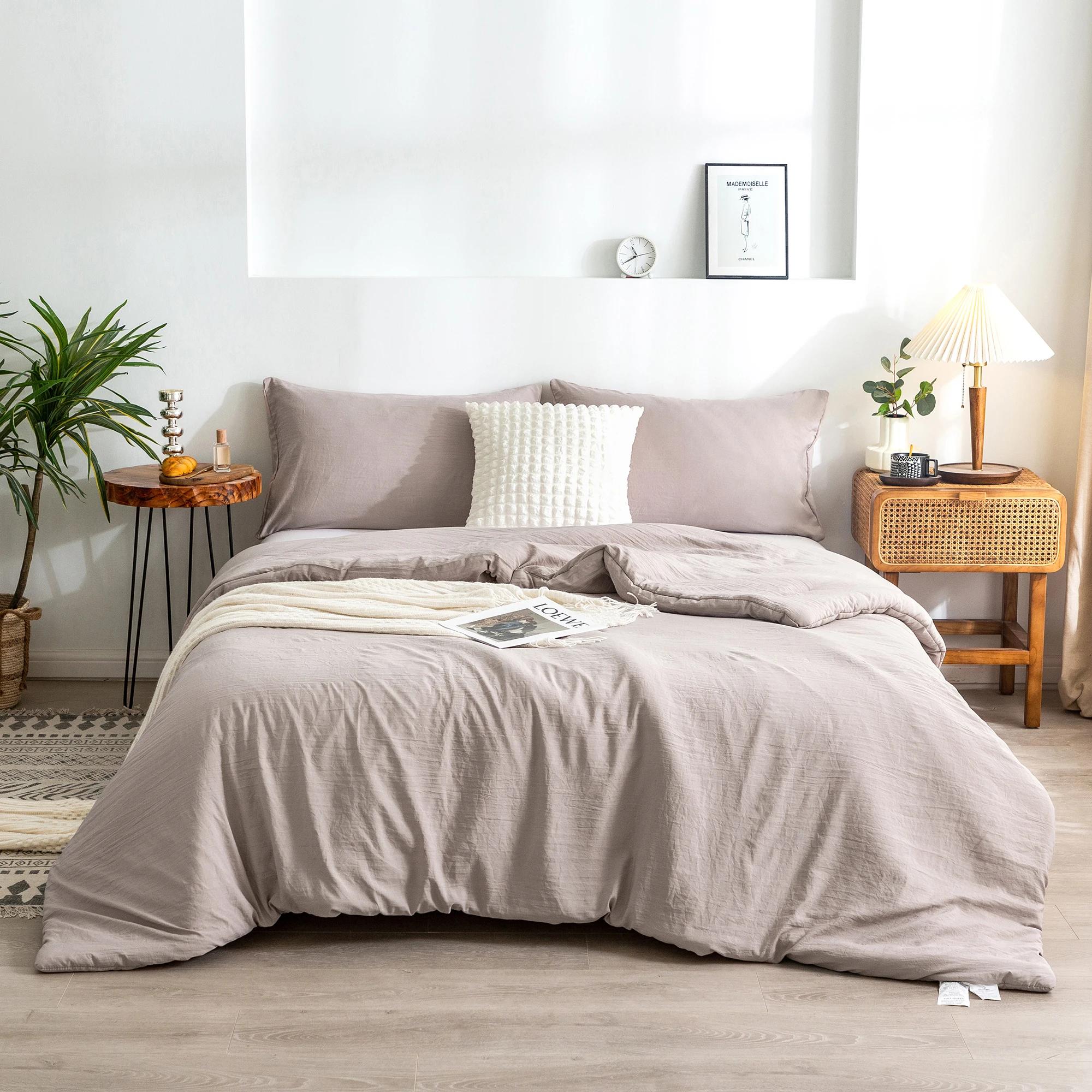 

Twin XL Bedsure Lightweight Duvet Sets Bedding Comforter Beige Ultra-Soft All Season PolyCotton, with Comforter Pillow Sham