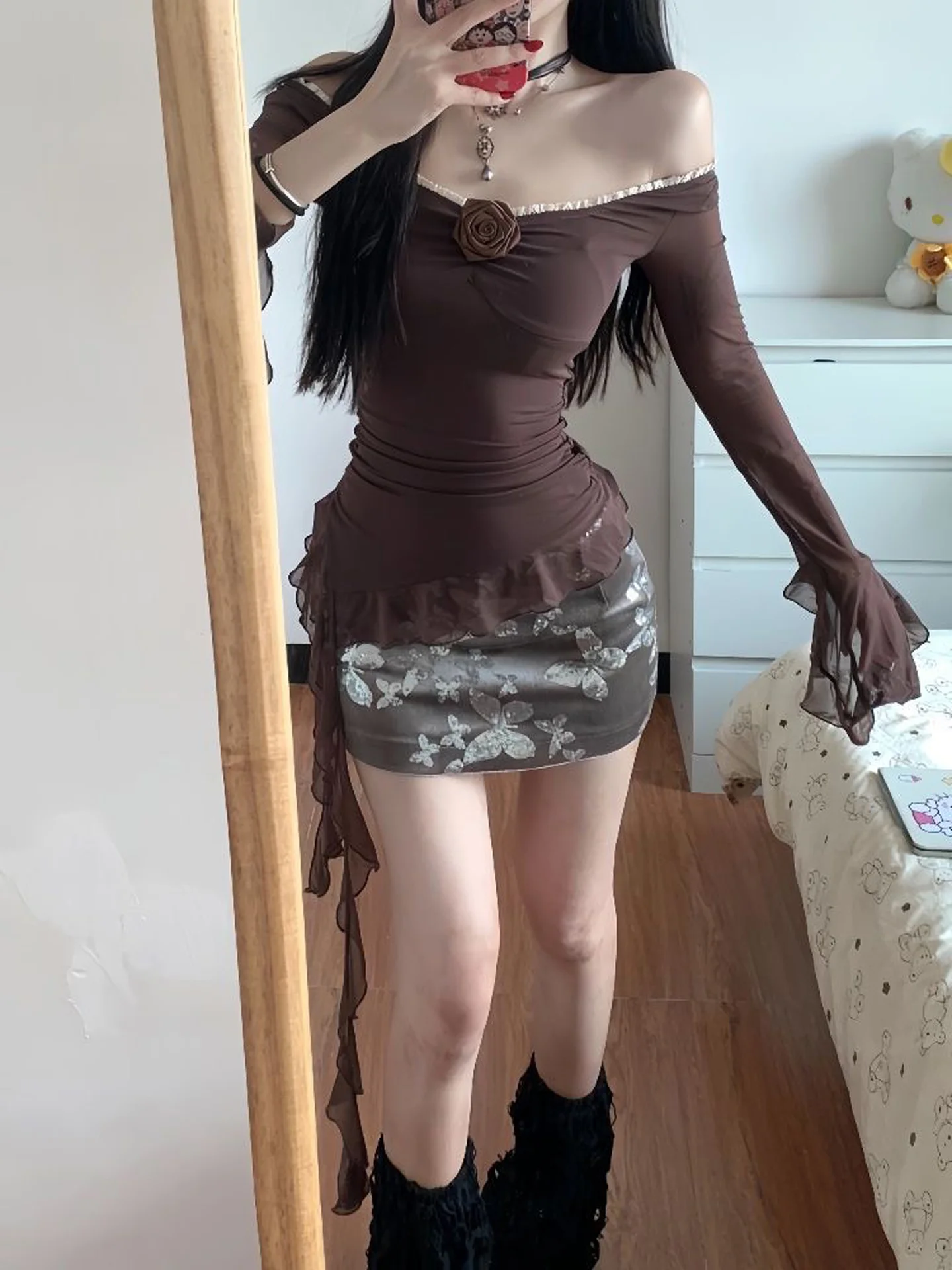 Retro American Style Women's Top Skirt Set with Sash Long Sleeve Short Waist Cinched Asymmetrical Design Autumn New Arrival