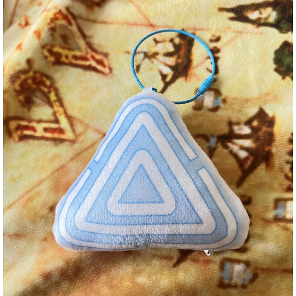 

Anime Game Triangle Cute Mini 10Cm Cosplay Plushie Plush Bag Pendant Keychain Props Gifts