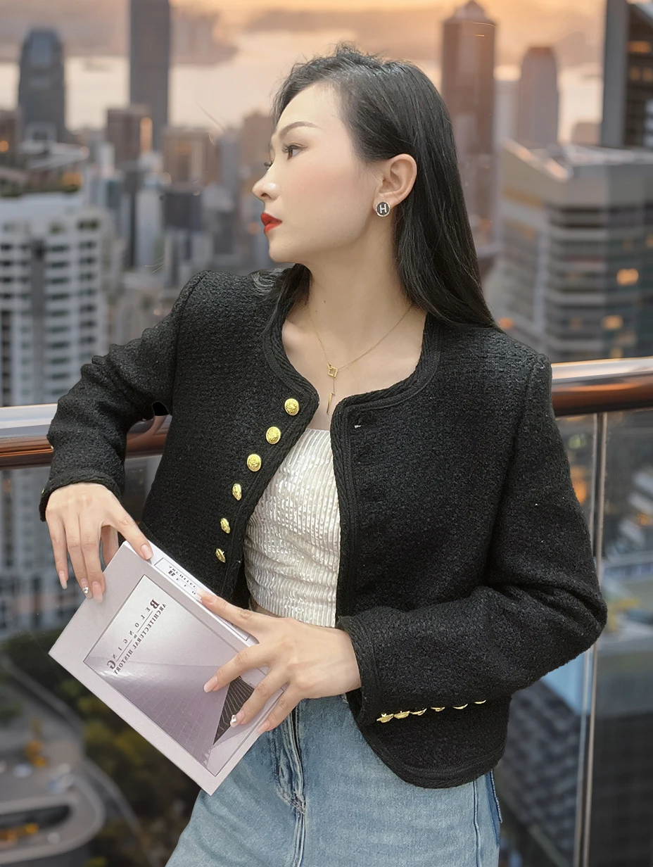 

Classic six-button, black-and-white, wool-woven blended tweed jacket casual commuter blouse
