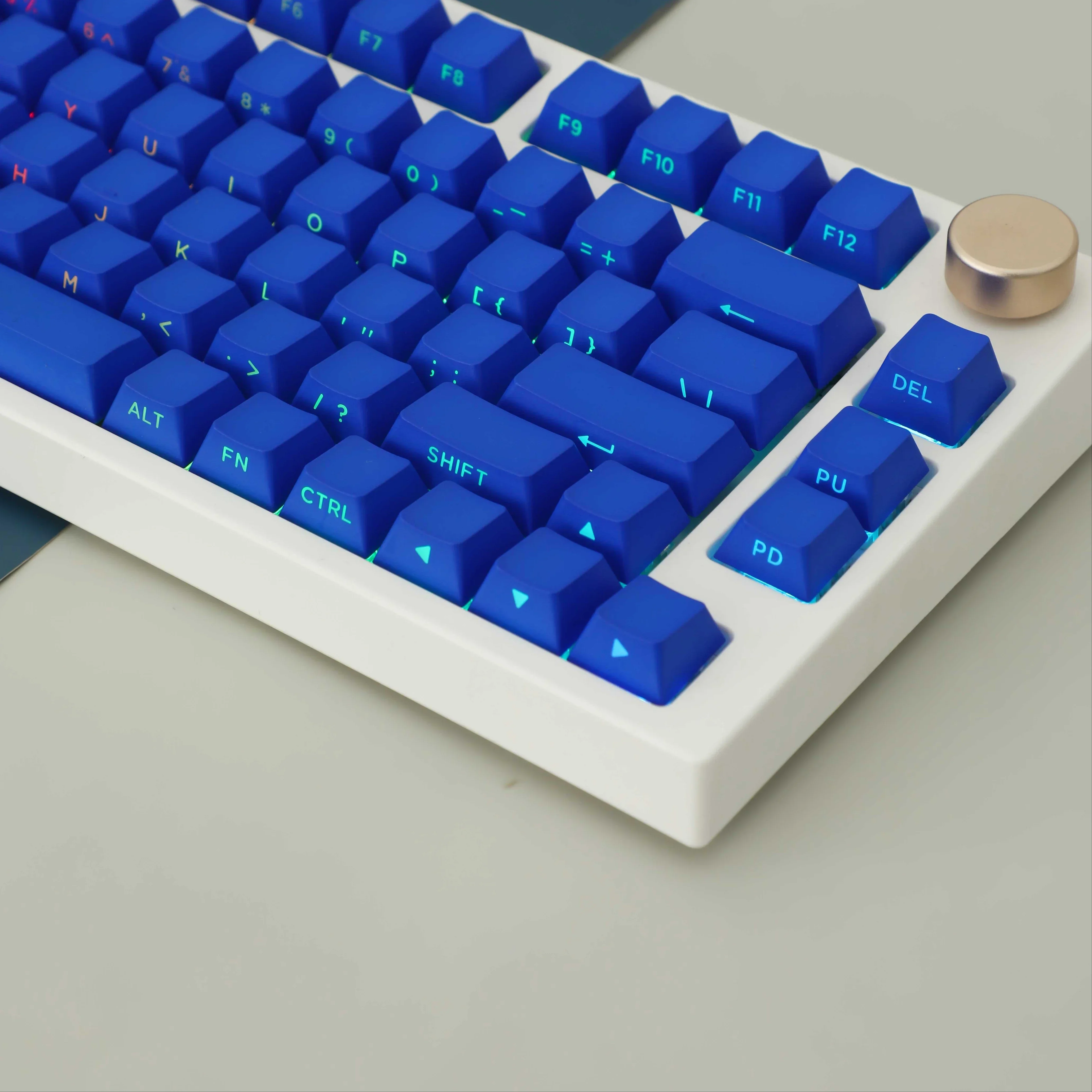 Klein Blue Keycap Side Engraved Transparent PBTOEM68758098 Mechanical Keyboard