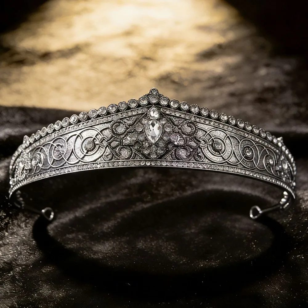 tiara-retro-de-liga-metalica-gotica-com-strass-brilhantes-para-casamento-e-festa
