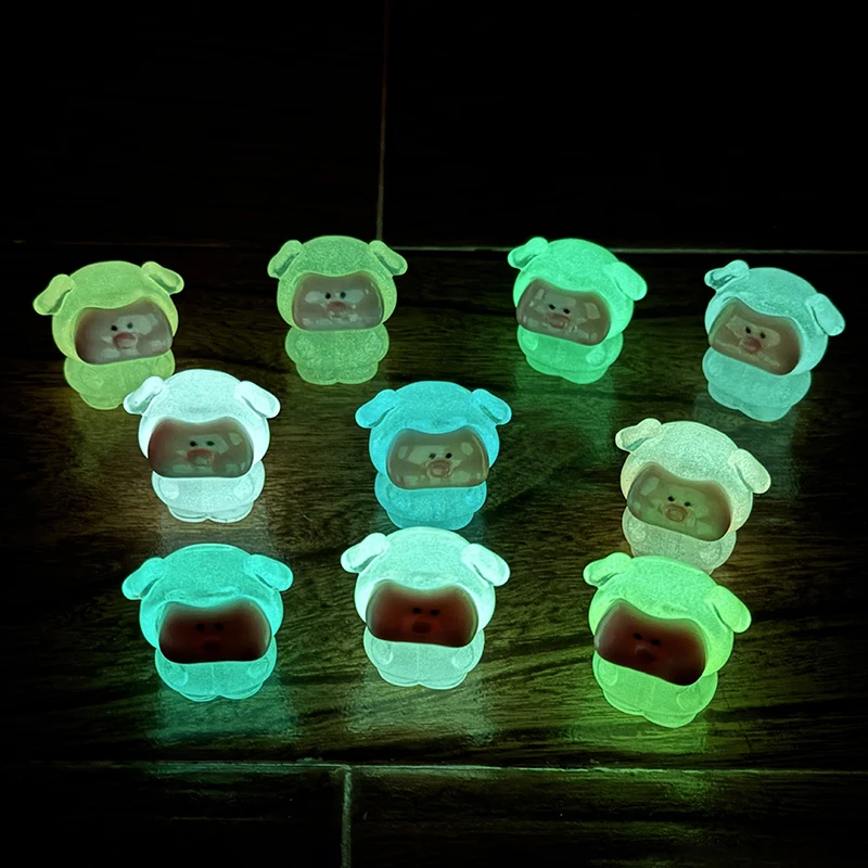 1PC Glowing Pig Garden Miniatures Ornaments Mini Luminous Cross Dressing Pig Home Decoration Landscaping Resin Crafts