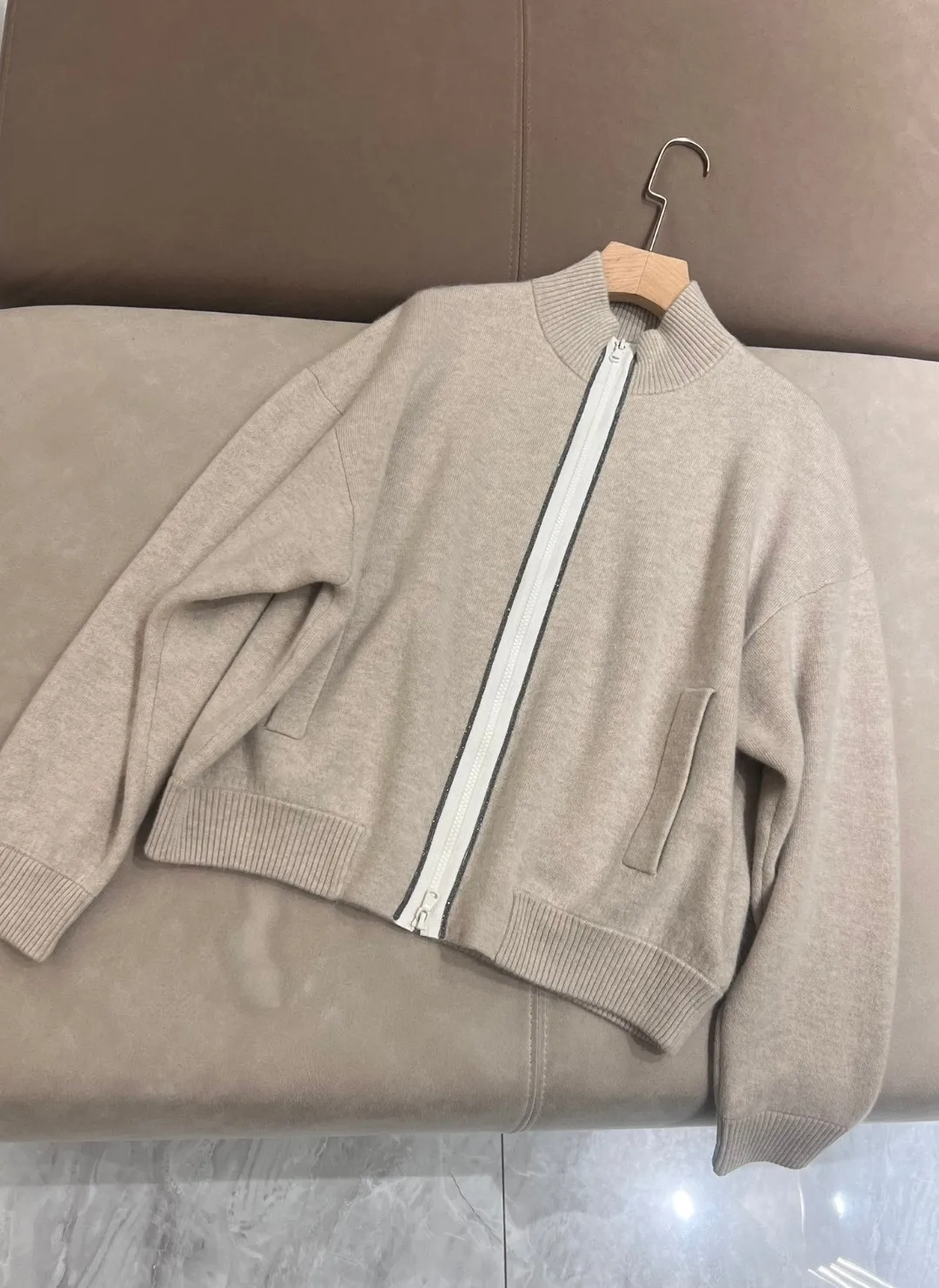 High-quality pure cashmere long sleeved zippered cardigan