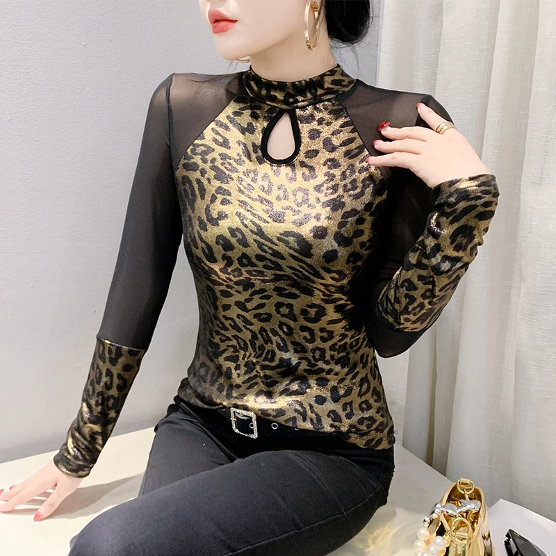 レオパード柄の透かし彫りベースTシャツ、レディース秋冬新作、ハイネックロングスリーブTシャツ、タイトフィットTシャツ...