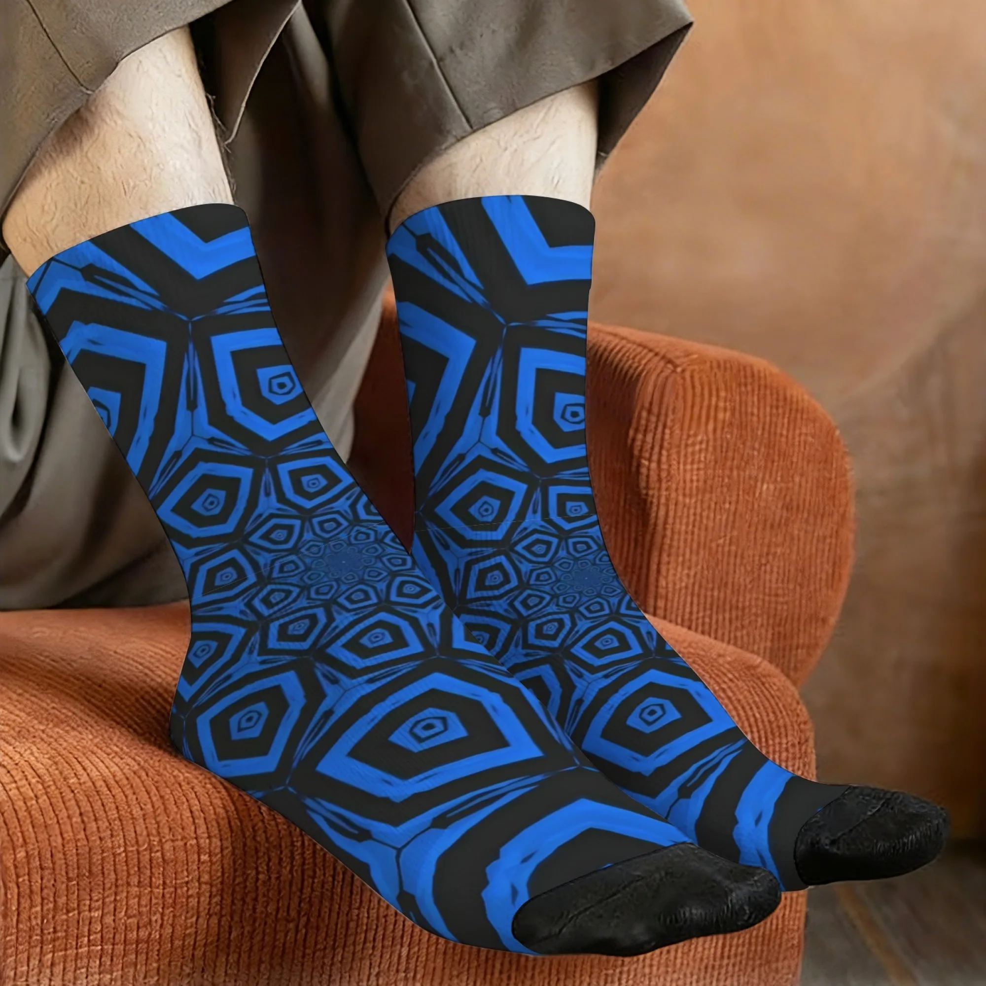 Novel Harajuku Retro Optical Illusion Spiral Pattern Crew Socks Blue Black Contrast Mid-Calf Socks Edgy Casual Wear