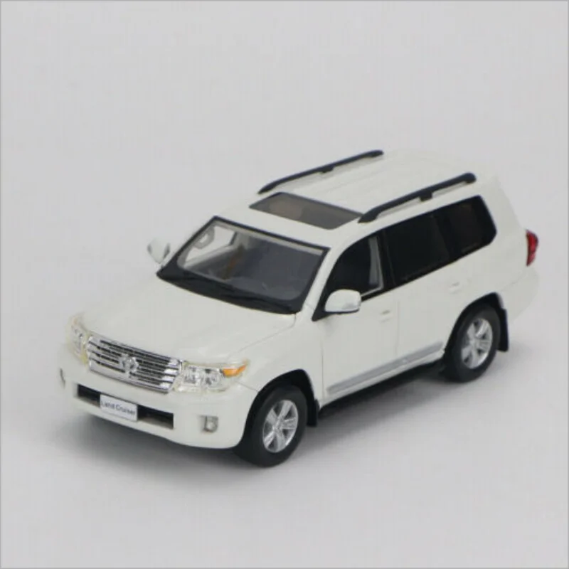 

Rare Collection 1/43 TOYOTA V8 LAND CRUISER 200 SERIES WAGON CAR RESIN MODEL FOR DISPLAY