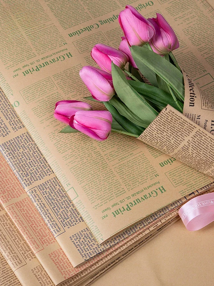 50x70cm Vintage Kraft Paper Packaging Papers Flower Bouquet Wrapping Sheet Gift Box Packaging, Floral Art, English Newspaper