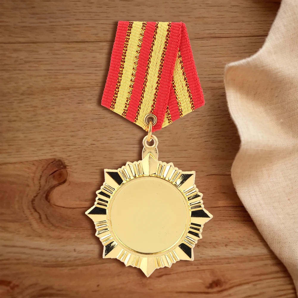 

Медали 5 см (золото/серебро/бронза) для награждения студентов с лентой на шею, металлические медали победителя, наградные медали для марафонов и спортивных соревнований