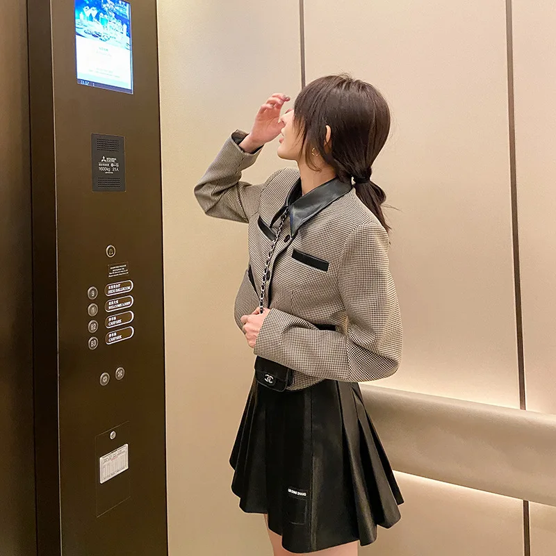 

Твидовый пиджак темно-красного цвета, женский, зимний, утепленный, флисовый, пуховик, софтшелл, плотный, с нашивками, в корейском стиле Харадзюку, с широкими карманами