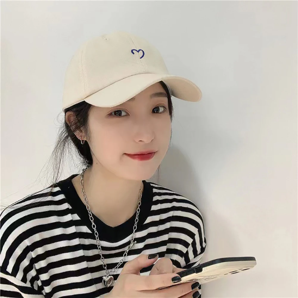 Leisure Couple Baseball Caps Love Embroidered Pattern Hats Outdoor Sunscreen Peaked Cap For Women Girls