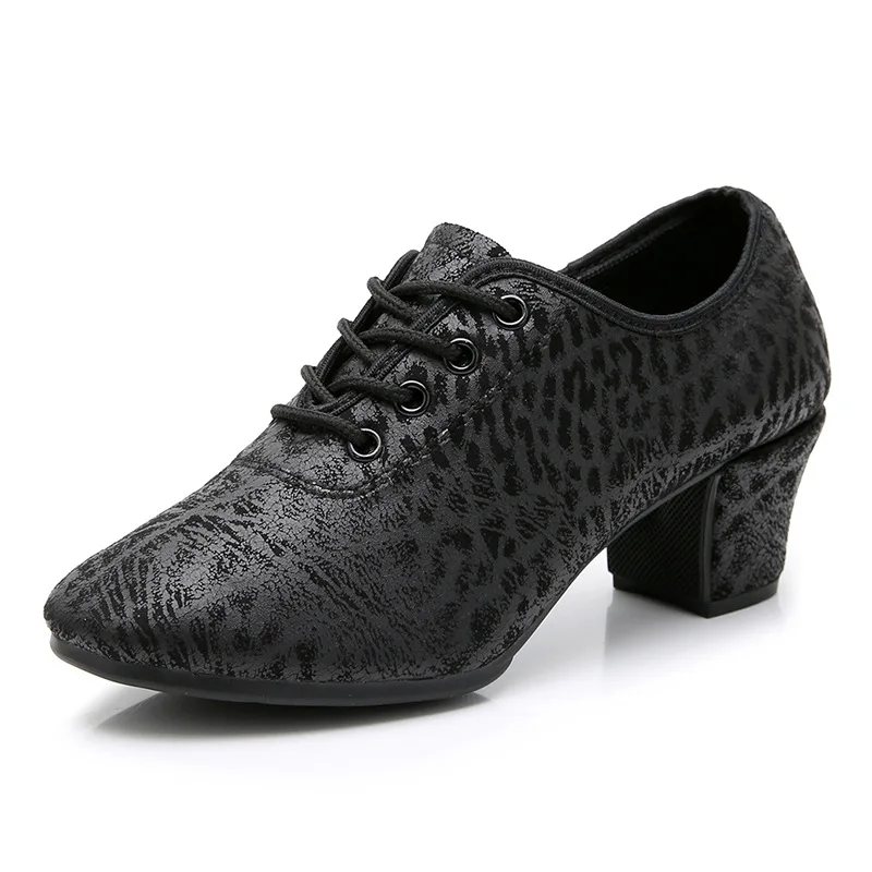 Women Microfiber Latin Dance Shoes Writing Black Square Dance Ballroom Shoes Modern Cha-cha Dancing Shoes Sneakers Children
