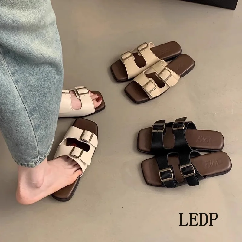 

LEDP Women Korean Version of French Retro Slippers 2024 Summer Outside Wear New Fairy Wind Beach Beach Soft Flat Mule Sandals