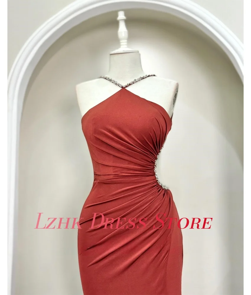 Maßgeschneidertes sexy Jersey-Meerjungfrau-Kristall-Abendkleid, Temperament, ärmellos, Neckholder, bodenlang, Promi-Kleider nach Maß