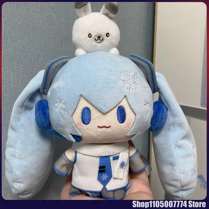 New Hot Hatsune Miku Winter Series Snow Future Top Top Treasure Kawaii Doll Fufu Plush Doll Pendant Girl Birthday Gift Cute image 2