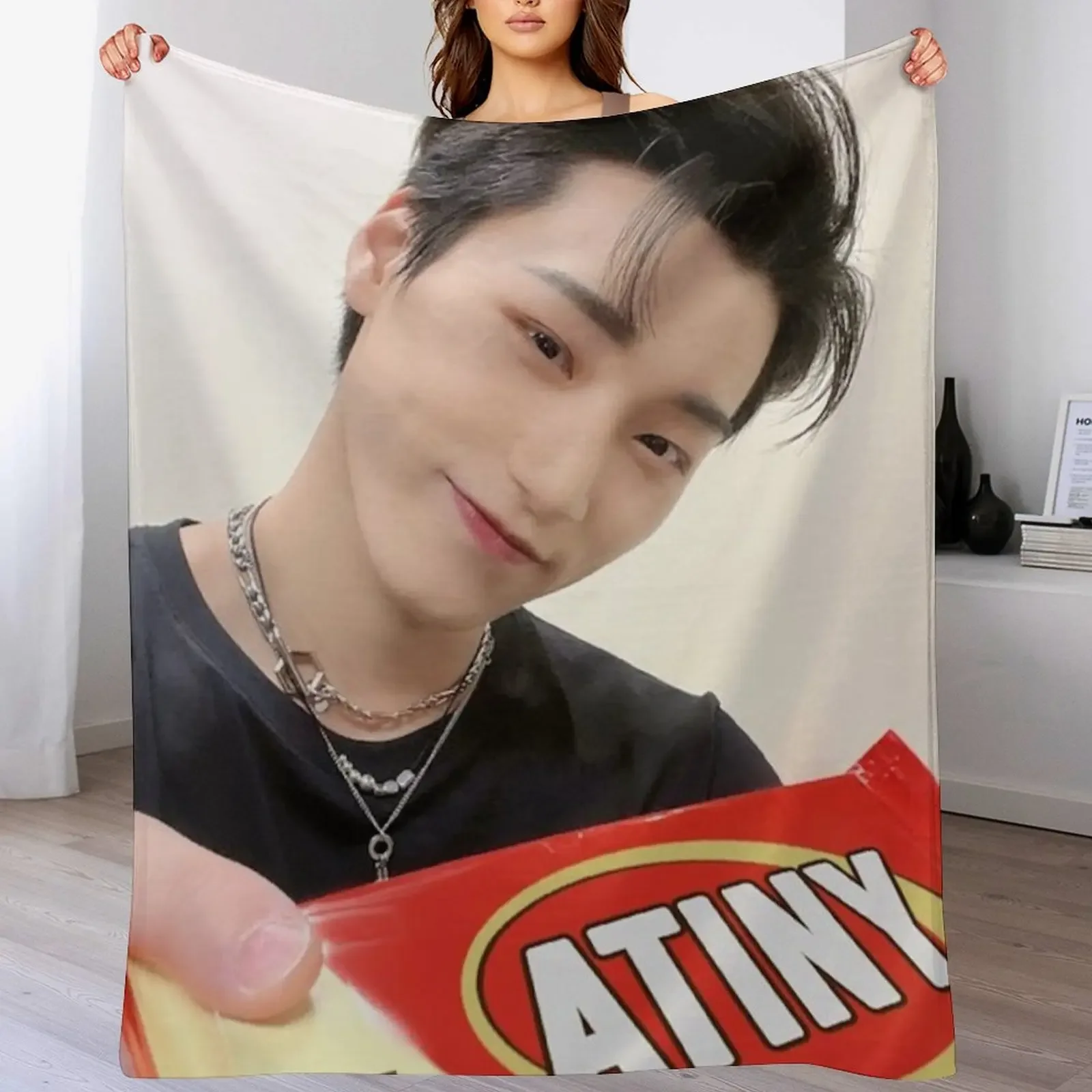 

ATEEZ San Throw Blanket No Pilling Soft Warm Blanket for Bed