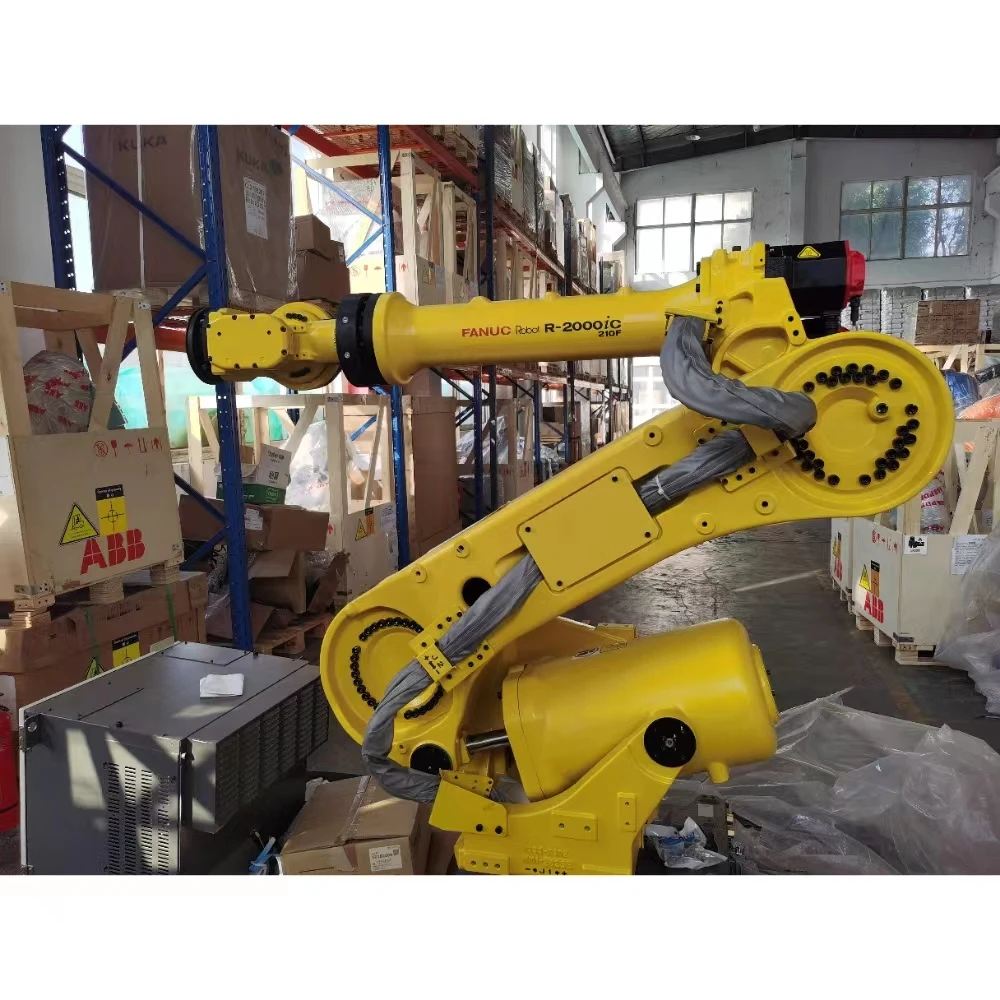 Obrázek 4: Materiál manipulaci robotické ruka s nestandartní konec záchytnou anebo vacuum sání pro logistika