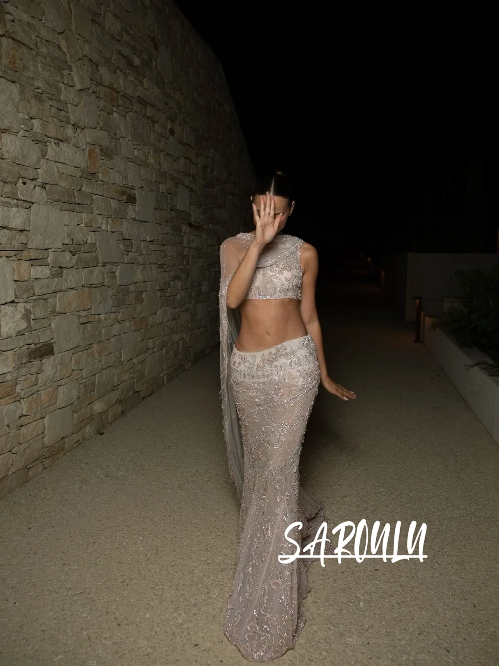 Two Pieces Saree Style Evening Dress With Tassel Fringe Dazzling Luxury Beaded Mermaid Prom Gown Sheer Cape Wedding Guest Wear