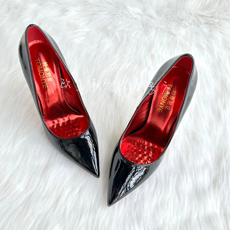 2024 Hot Sale Black Patent Leather Pointed Toe Heeled Elegant Shoes For Women High Heels Ladies Shoes On Offer Crystal Bottom