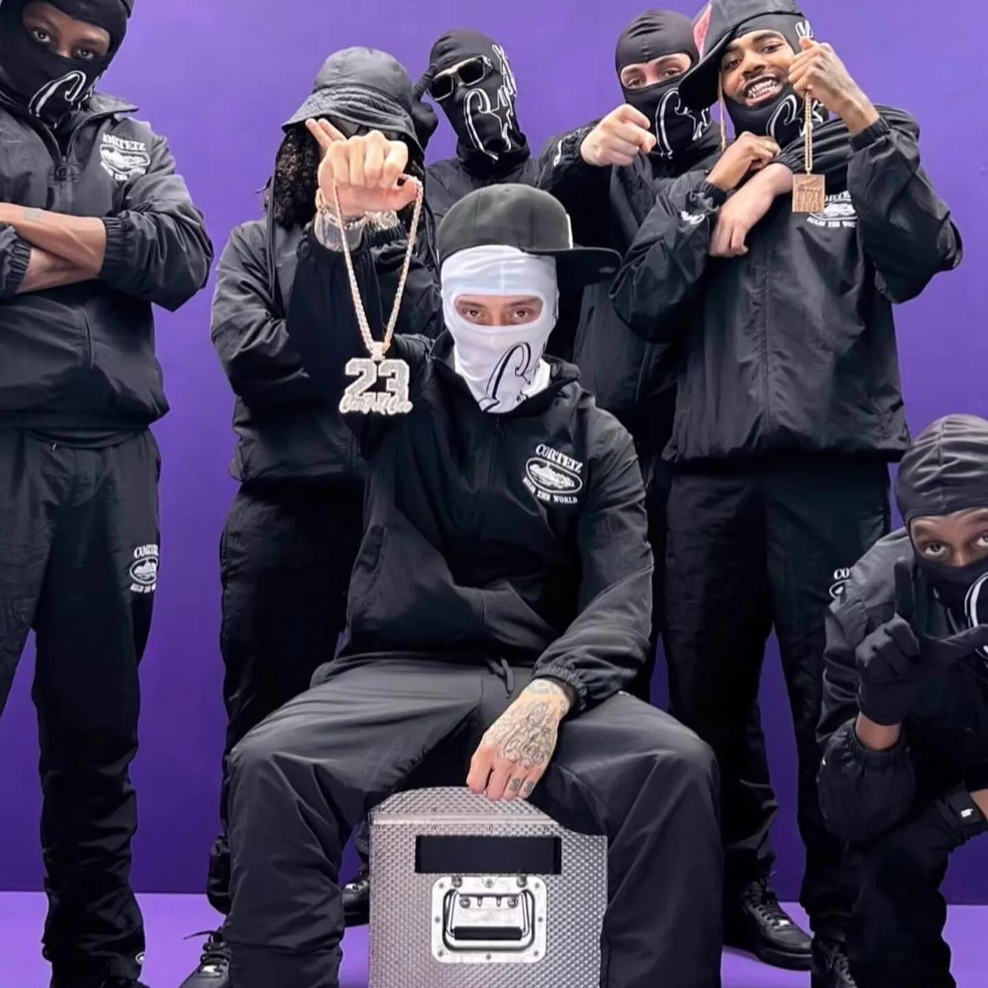 

Streetwear Hip Hop Rapper Devil Island Woven Print Zipper Sports Jaet Pants Loose Fit Hat Included Long Sve Zipper Closure