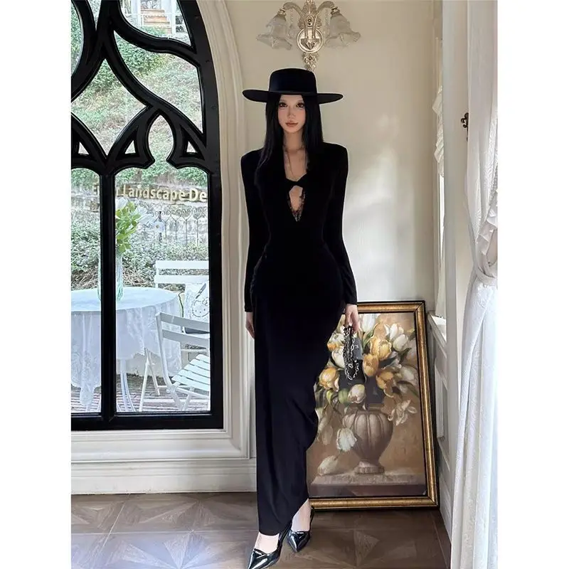 Sexy Lace Splice Long Sve Onesie Women's Faion Autumn New Slimming Design Hollow out Inner Wear Top V-ne ort Sle