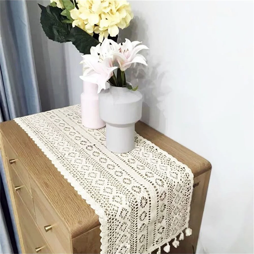 White Handmade Cotton Crocheted Tablecloth Lace Doilies Flower Table Runner For Home Coffee Shop Table Decoration 1PCS/Lot