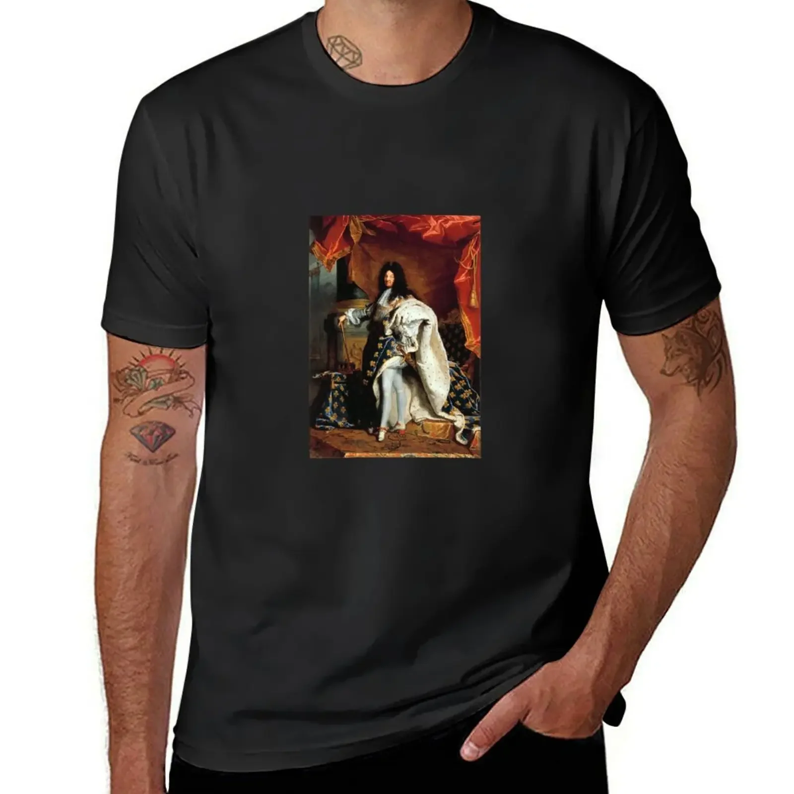 The Sun King of France by Hyacinthe Rigaud T-Shirt plus size clothes street wear aesthetic clothes Men's cotton t-shirt