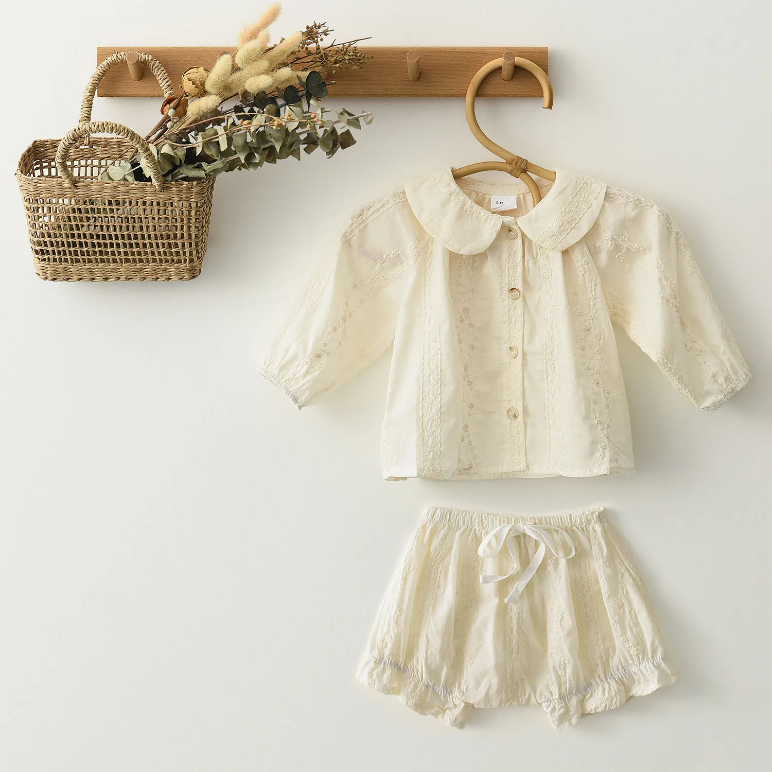 Summer Baby Girl Clothing Set Fashion Lace Toddler Girl Blouse and Shorts 2 Pcs Baby Girls Suits Lace Tee Set Baby Girl Clothes