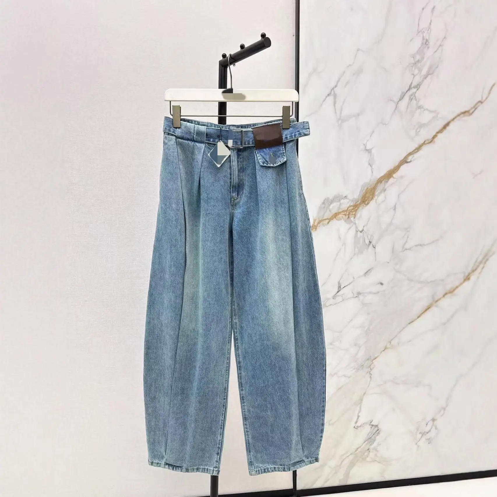 

Ele High Waist Letter Waed Faion Splicing Skin Fold High South Oil Model Leg Women's Spring New Sle Jeans