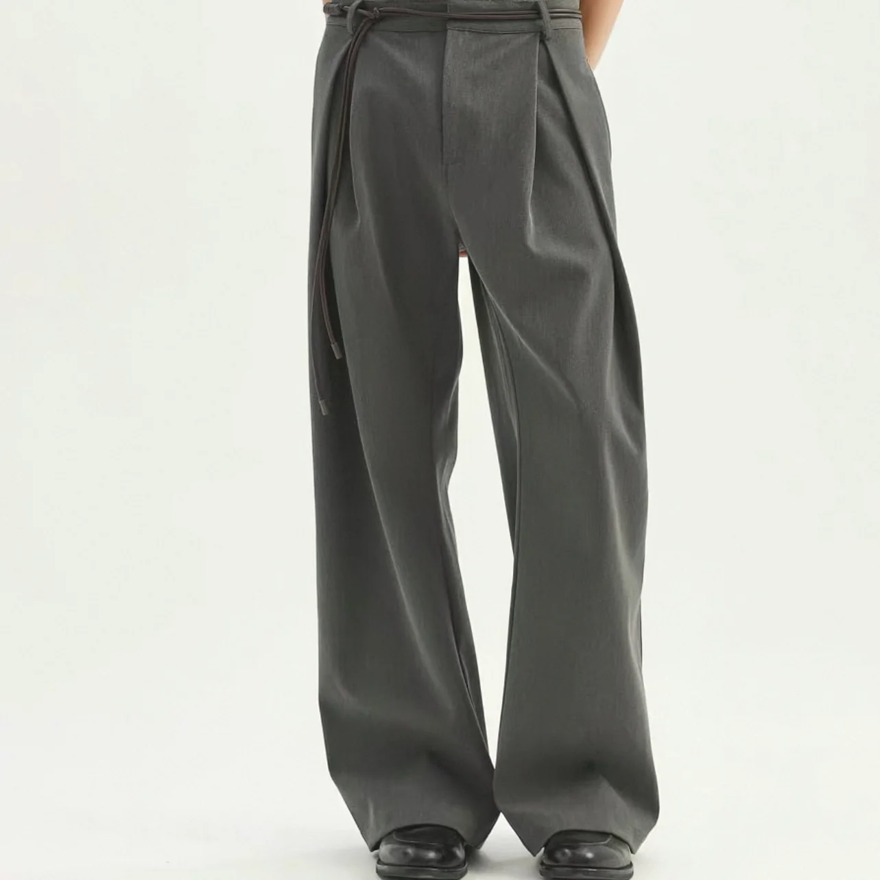 

Spring High Waist and Thin Commuting Drape Solid Color Old Money Style Wide Leg Pants Pleated Suit Trousers Men and Women