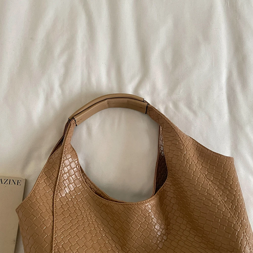 Hobo-Schultertasche, gewebte Textur, großes Fassungsvermögen, mit Magnetverschluss, elegant für den täglichen Arbeitsweg und zum Einkaufen in der Stadt – Detail 9
