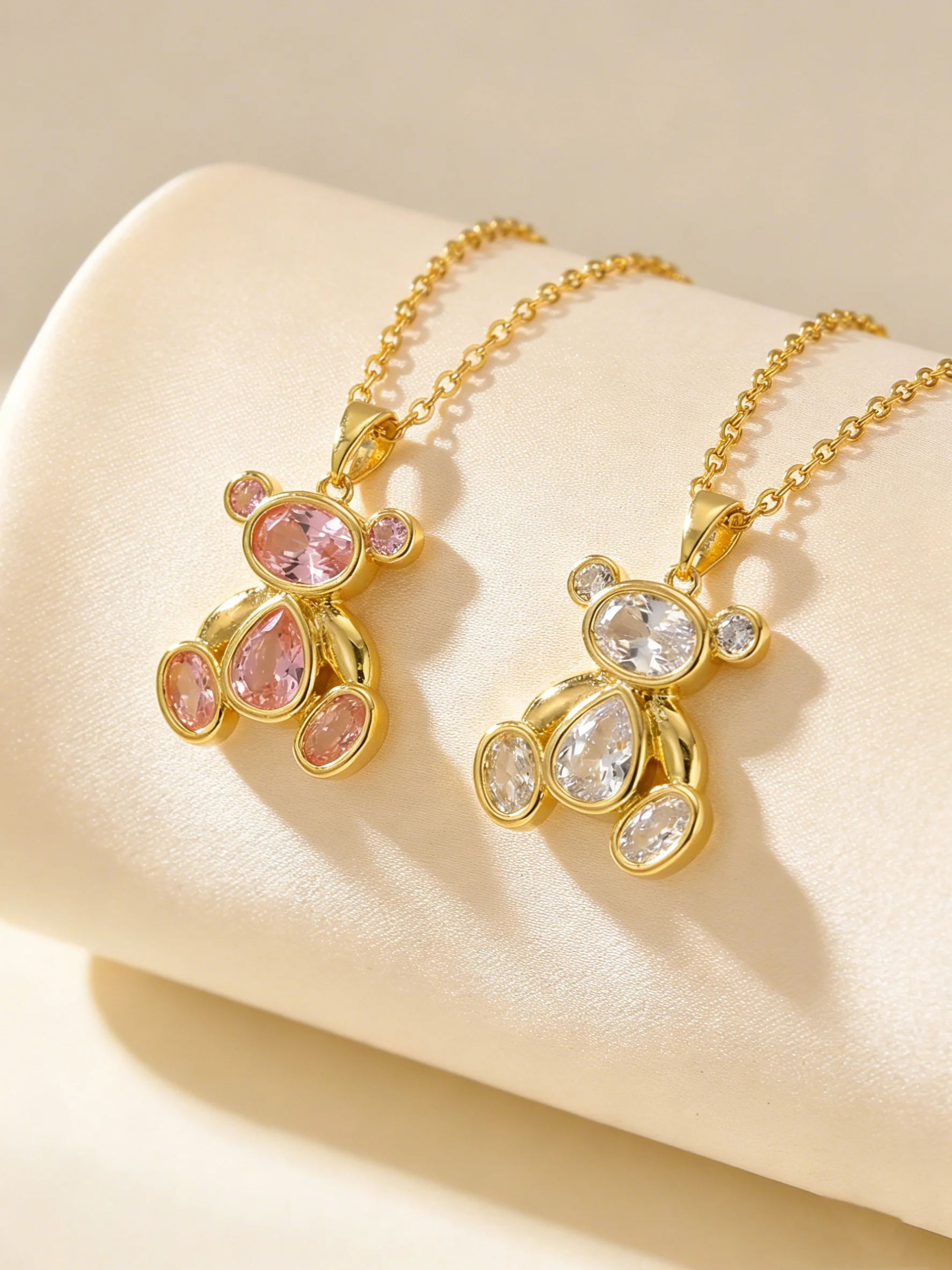 Zarte Niedliche Rosa Zirkon-Bären-Anhänger-Halskette für Frauen und Mädchen, Stilvolle Tier-Halskette, Exquisites Luxus-Schmuckzubehör – Detail 5