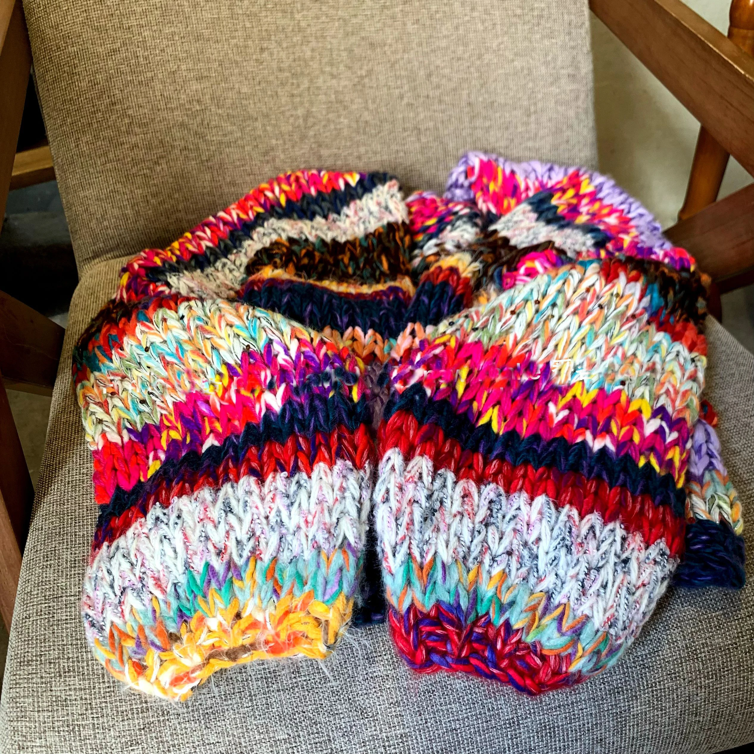 เสื้อคาร์ดิแกนถักไหมพรมหลากสีสัน งานแฮนด์เมด ทรงโอเวอร์ไซส์ สไตล์โบฮีเมียน ชิค คอตเทจคอร์ แฟชั่นเสื้อผ้าถัก